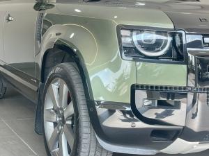 Land Rover Defender 110 D350 X - Image 7