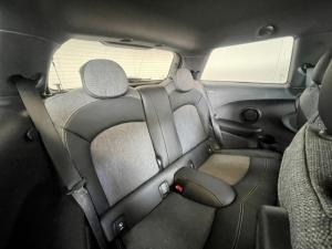 MINI Hatch Cooper S Hatch 3-door - Image 10
