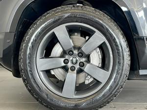 Land Rover Defender 130 D350 X-Dynamic HSE - Image 10