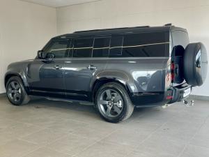 Land Rover Defender 130 D350 X-Dynamic HSE - Image 6