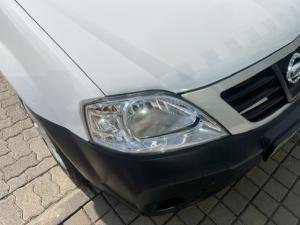 Nissan NP200 1.6i safety pack (aircon) - Image 7