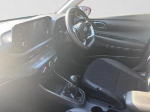 Hyundai i20 1.2 Premium - Image 14