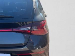 Hyundai i20 1.2 Premium - Image 19