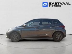 Hyundai i20 1.2 Premium - Image 4