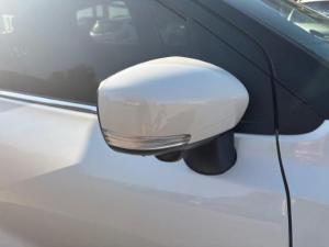 Suzuki Baleno 1.5 GLX auto - Image 17