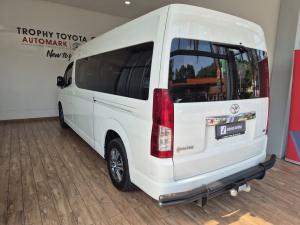 Toyota Quantum 2.8 SLWB bus 14-seater GL manual - Image 17
