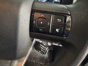 Toyota Fortuner 2.4GD-6 manual - Image 9