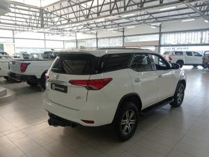 Toyota Fortuner 2.4GD-6 - Image 2