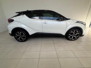 Toyota C-HR 1.2T Luxury - Image 3