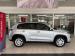 Suzuki Grand Vitara 1.5 GL manual - Thumbnail 3
