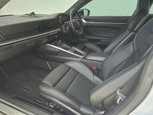 Porsche 911 turbo S coupe - Image 7