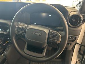 Toyota Land Cruiser Prado 2.8GD VX-R - Image 8