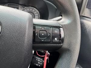 Toyota Hilux 2.4GD-6 Xtra cab Raider auto - Image 10