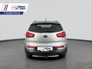 Kia Sportage 2.0 Crdi SR TEC automatic - Image 4