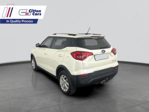 Mahindra XUV300 1.5D - Image 3