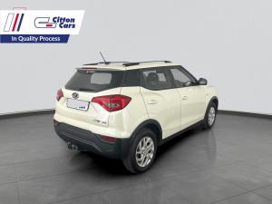 Mahindra XUV300 1.5D - Image 6