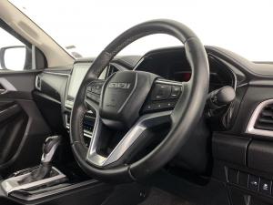 Isuzu D-MAX 3.0 Ddi LSE 4X4 automatic D/C - Image 16