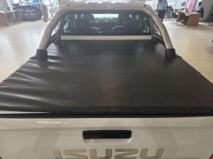 Isuzu D-MAX 250 HO HI-RIDE 4X4 D/C - Image 7