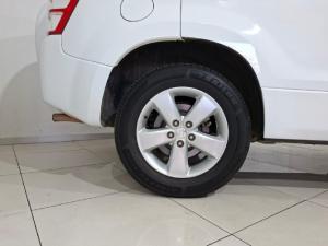 Suzuki Grand Vitara 2.4 - Image 6