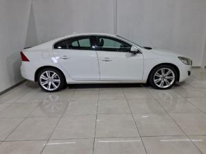 Volvo S60 T3 Excel - Image 2