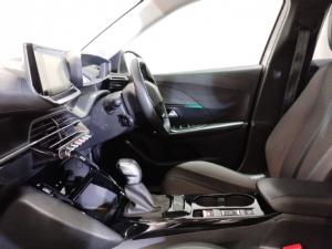 Peugeot 2008 1.2T Allure - Image 14