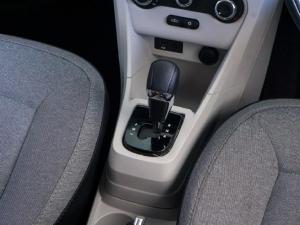 Tata Tiago 1.2 XT auto - Image 11