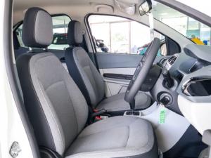 Tata Tiago 1.2 XT auto - Image 7