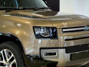 Land Rover Defender 90 D240 X-Dynamic SE - Image 3