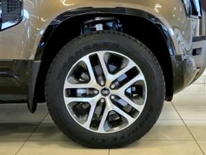 Land Rover Defender 90 D240 X-Dynamic SE - Image 4