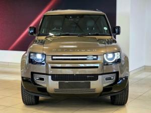 Land Rover Defender 90 D240 X-Dynamic SE - Image 5