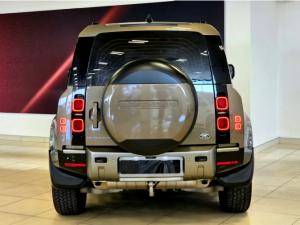 Land Rover Defender 90 D240 X-Dynamic SE - Image 6