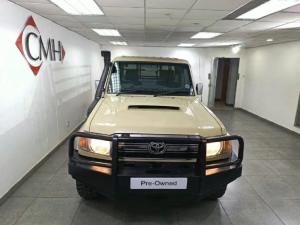 Toyota Land Cruiser 79 4.5D-4D LX V8 single cab - Image 9