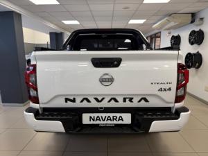 Nissan Navara 2.5DDTi double cab Stealth 4x4 - Image 7