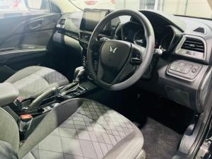 Mahindra XUV 3XO 1.2T MX3 manual - Image 12