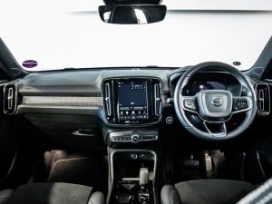Volvo XC40 B4 Plus Dark - Image 14