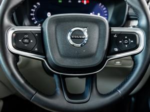 Volvo XC40 B4 Plus Dark - Image 11