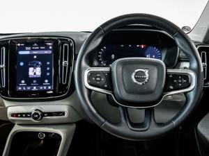 Volvo XC40 B4 Plus Dark - Image 8
