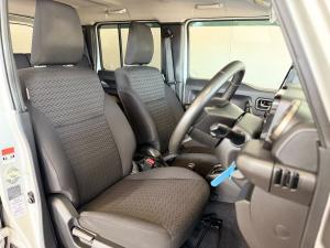 Suzuki Jimny 1.5 GLX AllGrip 5-door auto - Image 13