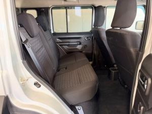 Suzuki Jimny 1.5 GLX AllGrip 5-door auto - Image 14