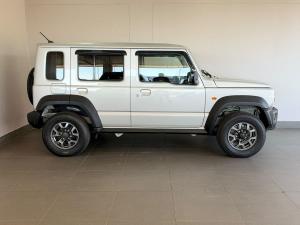 Suzuki Jimny 1.5 GLX AllGrip 5-door auto - Image 3