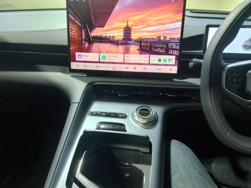 Geely E5 E5 Apex Plus