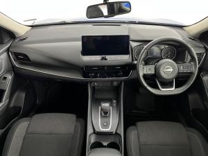 Nissan Qashqai 1.3T Acenta Xtronic - Image 9
