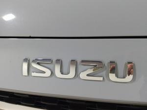 Isuzu mu-X 3.0TD LS - Image 6