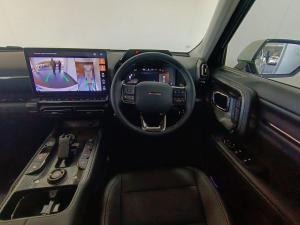 Haval H7 2.0T 4WD Super Luxury Black Edition - Image 17