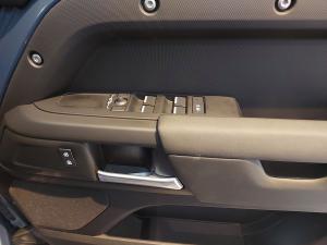 Land Rover Defender 110 D250 S - Image 24