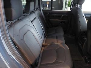 Land Rover Defender 110 D250 S - Image 28