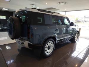 Land Rover Defender 110 D250 S - Image 7