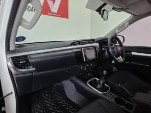 Toyota Hilux 2.8GD-6 Raider - Image 7