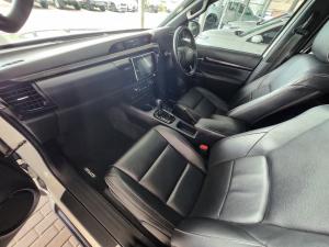 Toyota Hilux 2.8GD-6 double cab 4x4 Legend 50 auto - Image 7