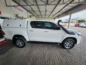 Toyota Hilux 2.8GD-6 double cab 4x4 Legend 50 auto - Image 3